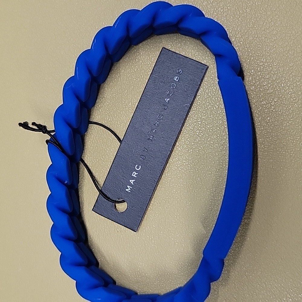 Marc By Marc Jacobs Electric Blue Rubber Bracelet M5131091